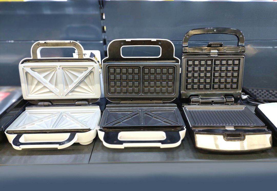 best waffle maker for a lazy Sunday under $50